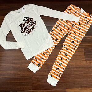 BNWT Old Navy White & Orange 'In My Spooky Era' Kids Pajama Set